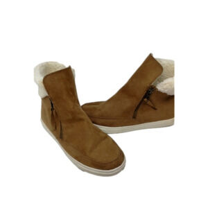 Winter faux suede ankle boots size 9